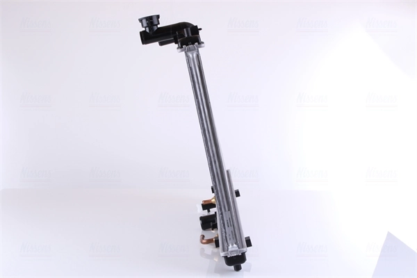 Radiador de esfriamento de motor Nissens 68537 preço, a partir de 228,13 USD