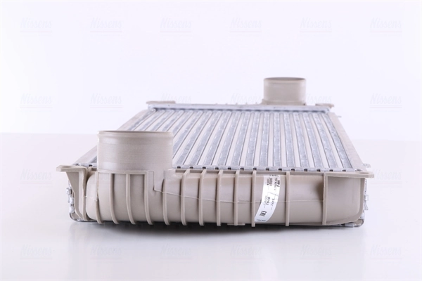 Compre 96842 Nissens Radiador de intercooler
