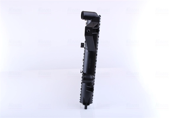 Radiador de esfriamento de motor Nissens 630551 preço, a partir de 46,00 USD