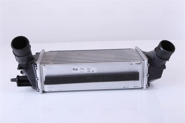 Radiador de intercooler 96498 Nissens