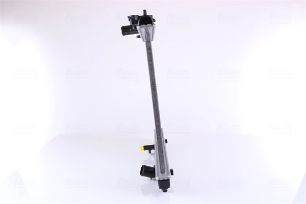 Radiador de esfriamento de motor Nissens 646869 preço, a partir de 137,87 USD