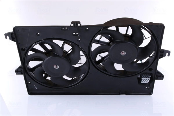 85483 Nissens Difusor do radiador de esfriamento, montado com motor e roda de aletas