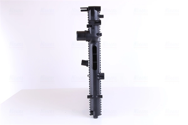 Radiador de esfriamento de motor Nissens 61981 preço, a partir de 107,15 USD