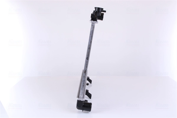 Compre 67744 Nissens Radiador de esfriamento de motor