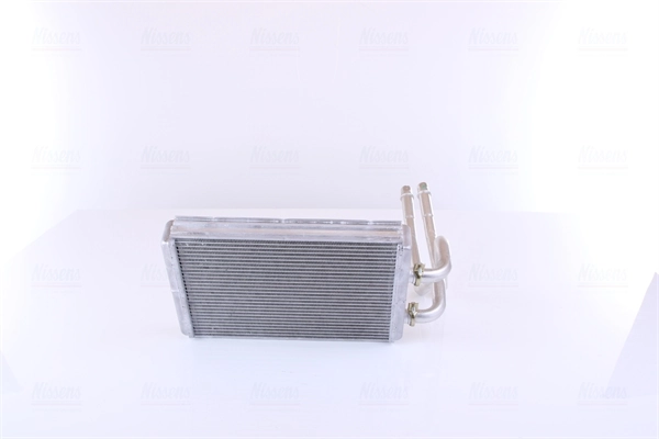 Radiador de forno (de aquecedor) Nissens 73990 preço, a partir de 61,29 USD