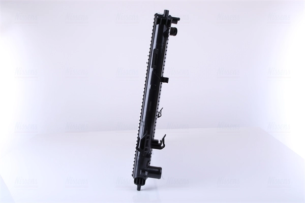 Compre 67077 Nissens Radiador de esfriamento de motor