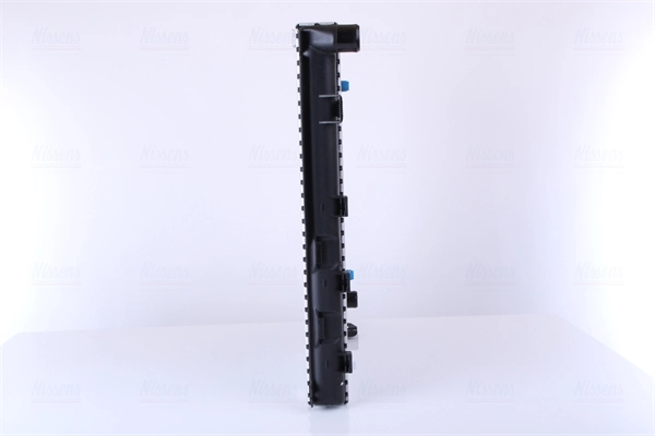 Compre 62751A Nissens Radiador de esfriamento de motor