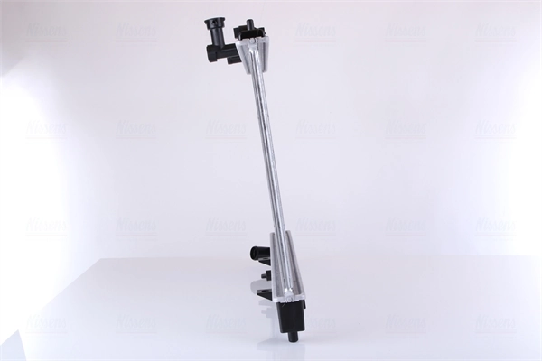 Radiador de esfriamento de motor Nissens 68509 preço, a partir de 157,27 USD