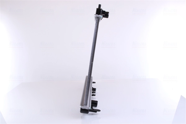 Compre 681375 Nissens Radiador de esfriamento de motor