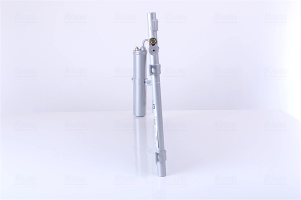 Radiador de aparelho de ar condicionado 94726 Nissens