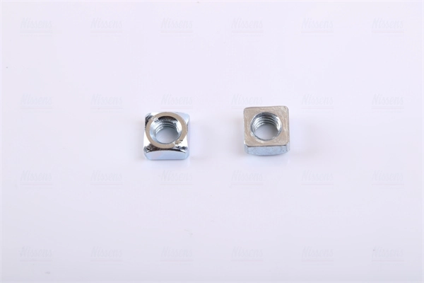 Radiador de esfriamento de motor 61021A Nissens