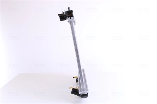 Radiador de esfriamento de motor Nissens 681021 preço, a partir de 89,32 USD