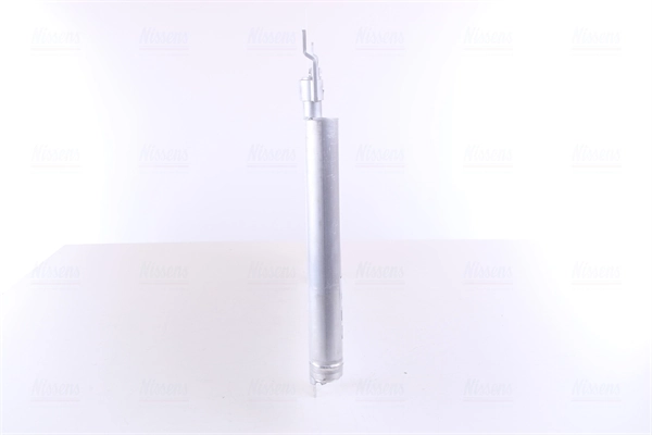 Radiador de aparelho de ar condicionado 940437 Nissens