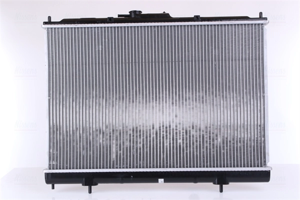 Compre Radiador de esfriamento de motor Mitsubishi Pajero 