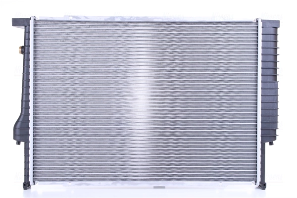 Radiador de esfriamento de motor Nissens 60596A preço, a partir de 113,11 USD