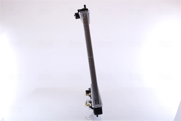 Radiador de esfriamento de motor Nissens 62893 preço, a partir de 139,39 USD