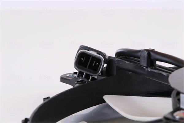 Difusor do radiador de aparelho de ar condicionado, montado com roda de aletas e o motor 85415 Nissens