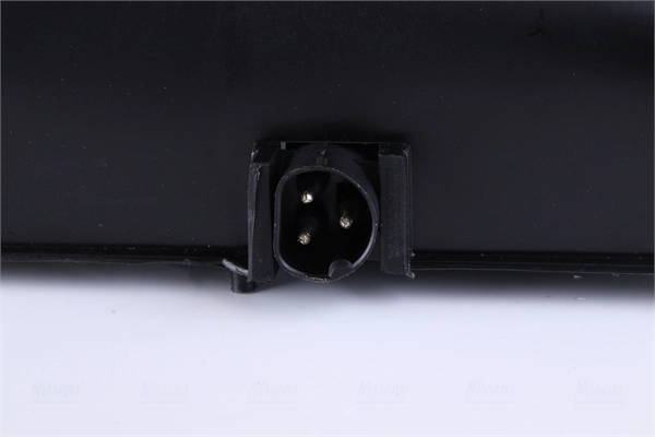 Difusor do radiador de aparelho de ar condicionado, montado com roda de aletas e o motor 85645 Nissens