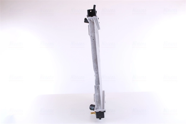 Radiador de esfriamento de motor Nissens 61002 preço, a partir de 97,56 USD