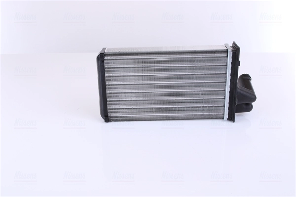 Radiador de forno (de aquecedor) Nissens 72984 preço, a partir de 35,12 USD