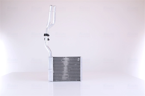 Radiador de forno (de aquecedor) Nissens 71774 preço, a partir de 71,92 USD