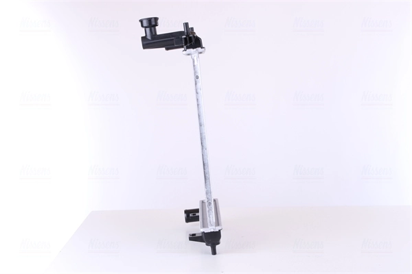 Radiador de esfriamento de motor Nissens 67093 preço, a partir de 69,31 USD