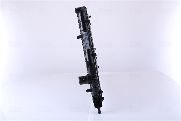 Radiador de esfriamento de motor Nissens 60058 preço, a partir de 111,04 USD
