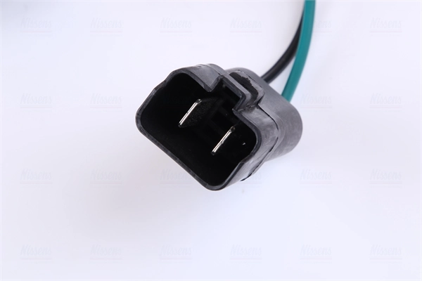 Difusor do radiador de esfriamento, montado com motor e roda de aletas 85483 Nissens