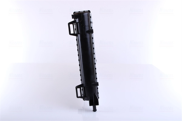 Radiador de esfriamento de motor Nissens 61765 preço, a partir de 88,83 USD