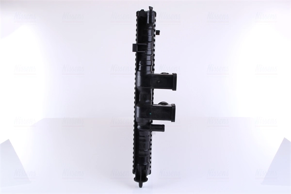 Compre 63749 Nissens Radiador de esfriamento de motor