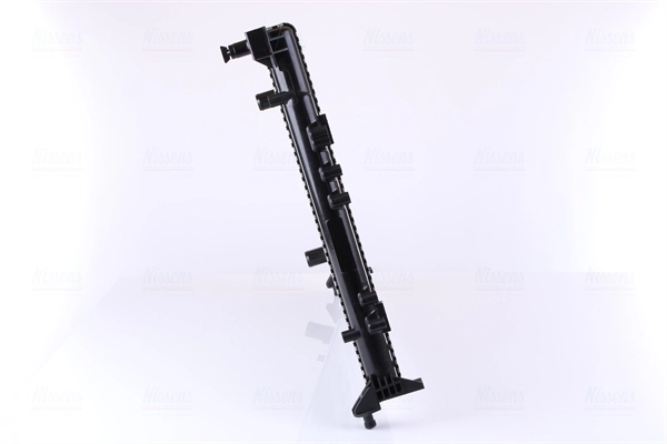 Radiador de esfriamento de motor Nissens 63815 preço, a partir de 177,83 USD