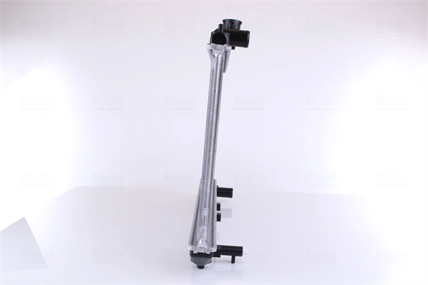 Radiador de esfriamento de motor Denso 2213135 preço, a partir de 127,56 USD