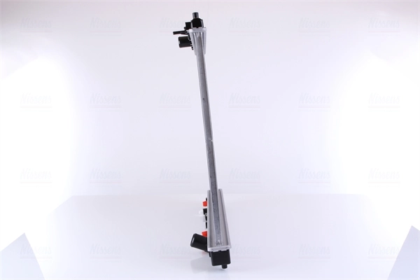 Radiador de esfriamento de motor Nissens 68116 preço, a partir de 160,02 USD