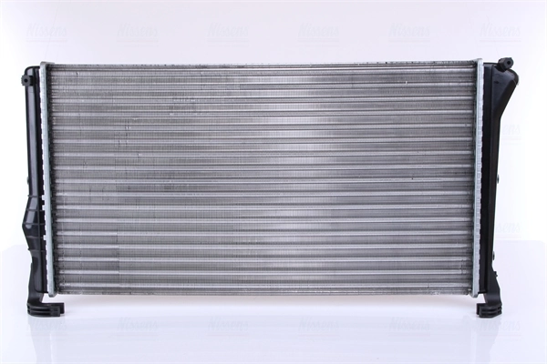 Radiador de esfriamento de motor Nissens 61896 preço, a partir de 103,45 USD
