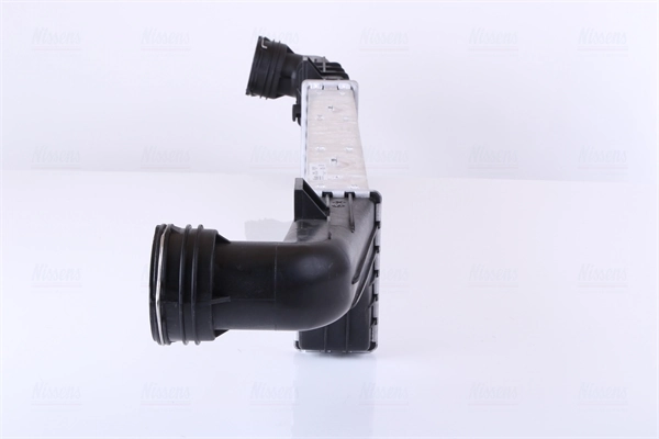Radiador de intercooler Nissens 96899 preço, a partir de 95,51 USD
