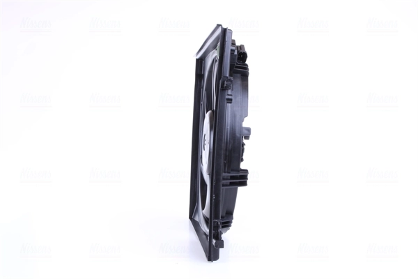 85946 Nissens Difusor do radiador de esfriamento, montado com motor e roda de aletas