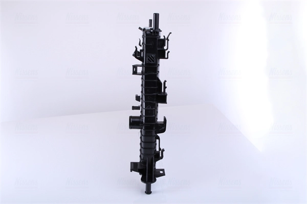 Radiador de esfriamento de motor Nissens 69242 preço, a partir de 220,44 USD
