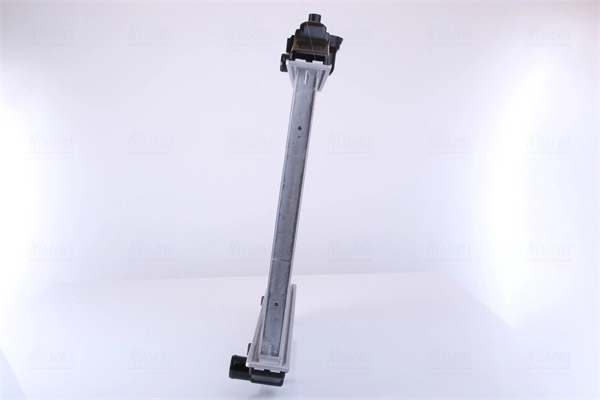 Radiador de esfriamento de motor Nissens 62516 preço, a partir de 145,10 USD