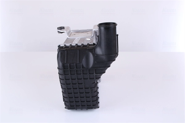 Compre 96661 Nissens Radiador de intercooler