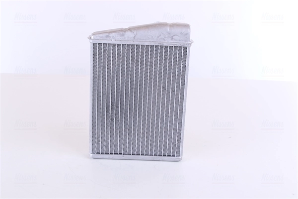 Radiador de forno (de aquecedor) Nissens 72046 preço, a partir de 70,28 USD
