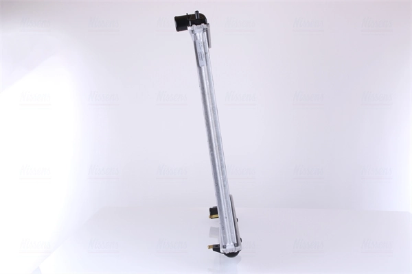 Radiador de esfriamento de motor Nissens 68709A preço, a partir de 167,40 USD