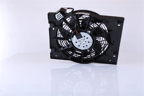 Difusor do radiador de esfriamento, montado com motor e roda de aletas Nissens 85186 preço, a partir de 73,91 USD