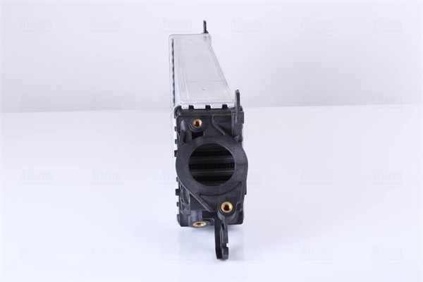 Radiador de intercooler Nissens 96485 preço, a partir de 161,74 USD