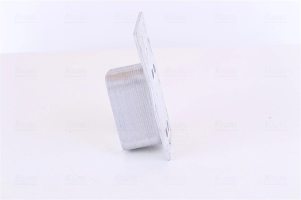 Compre 90902 Nissens Radiador de óleo (frigorífico), debaixo de filtro