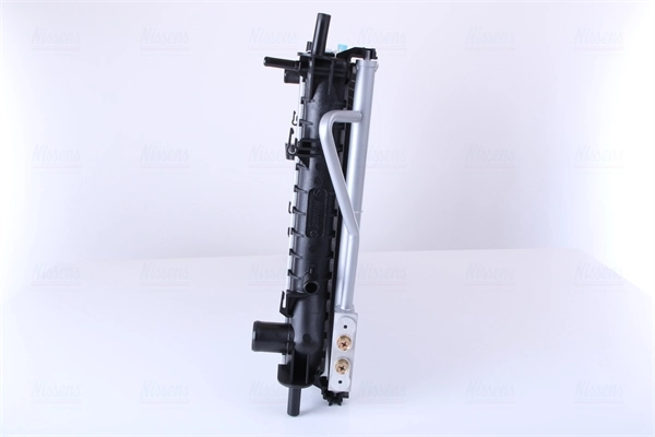 Radiador de esfriamento de motor Nissens 69244 preço, a partir de 67,05 USD