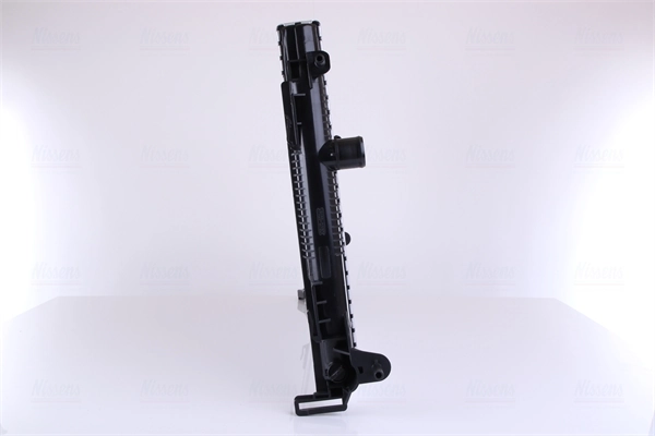 Compre 637648 Nissens Radiador de esfriamento de motor
