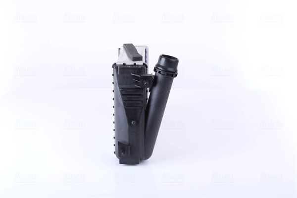 Compre 96153 Nissens Radiador de intercooler