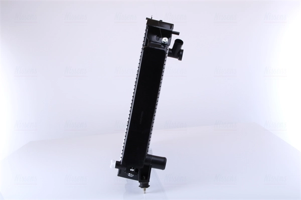 Compre 64737 Nissens Radiador de esfriamento de motor