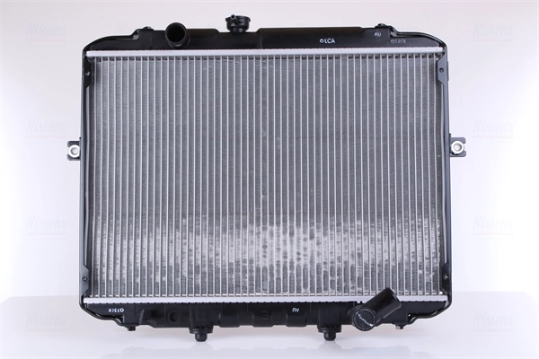 Radiador de esfriamento de motor Chrysler 253104B010 preço, a partir de 128,03 USD