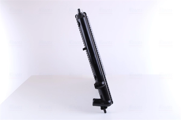 Radiador de esfriamento de motor Nissens 67039 preço, a partir de 73,34 USD